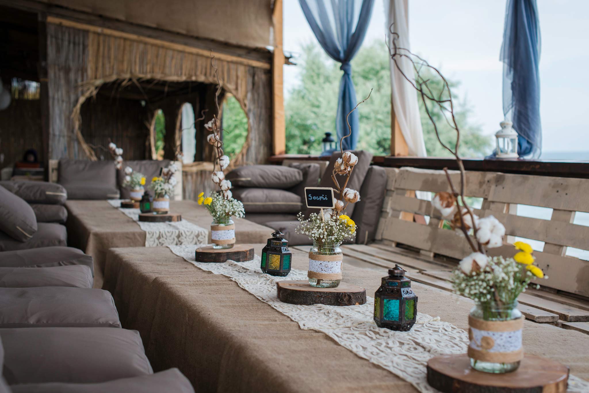 Nuntă pe plajă organizată în România