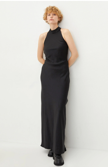 Rochie slim fit de satin negru