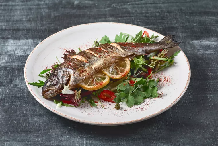 peste umplut cu ciuperci